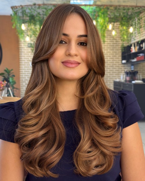 Butterfly Haircut to Look Slimmer