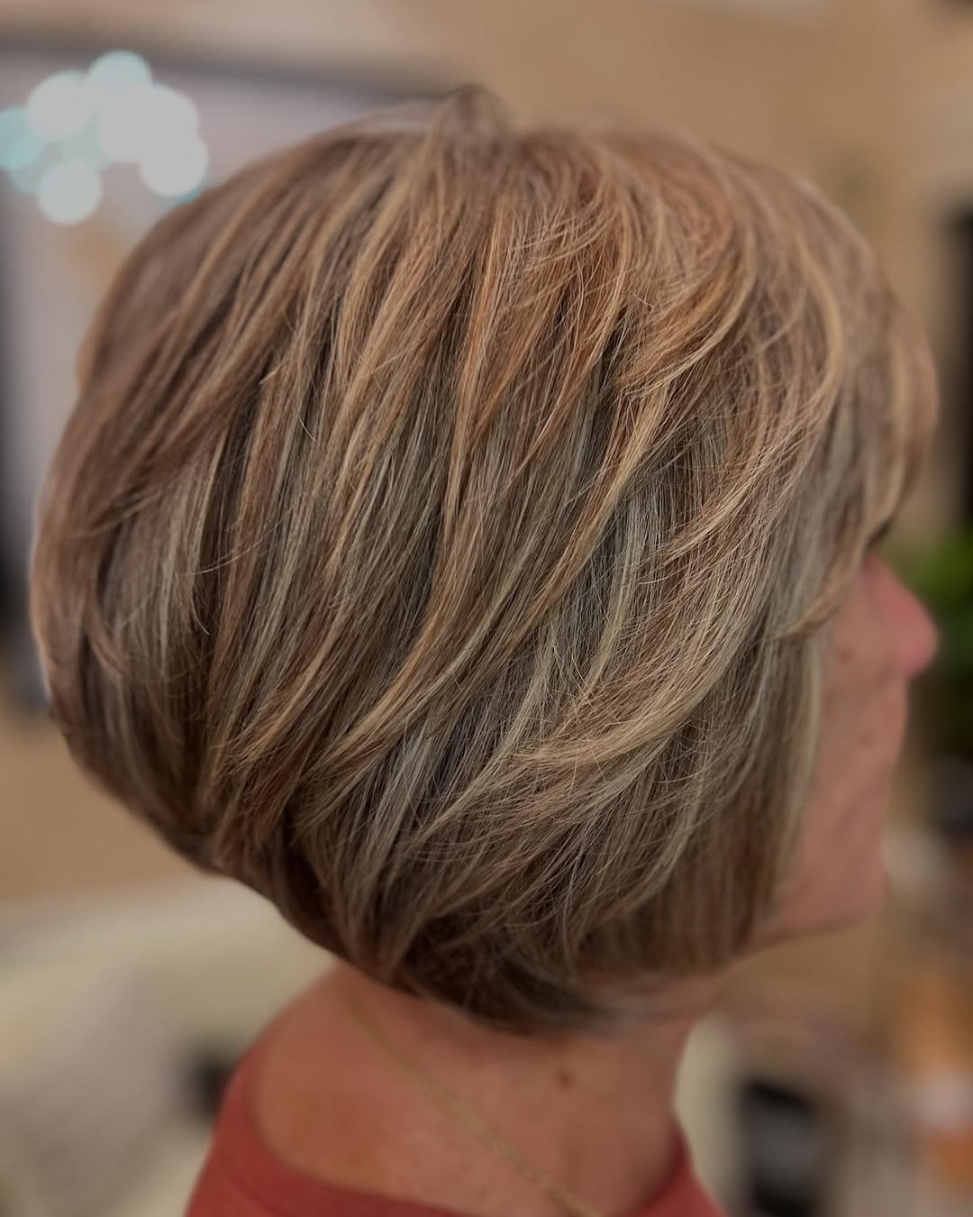 Slimming Graduated Bob for Mature Ladies