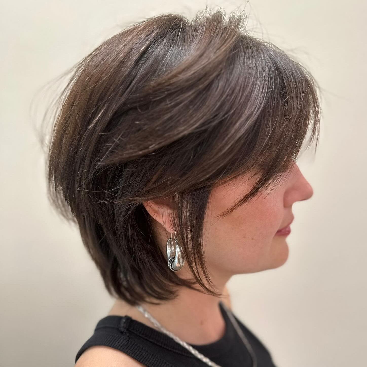 Thick Shaggy Bob with Thin Ends