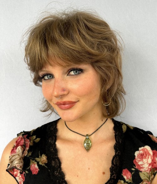 Modern Short Shag with Flyaways