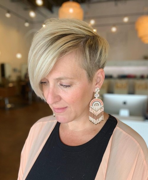 Cute Blonde Pixie with Side-Swept Bangs Asymmetrical Undercut Pixie with Long Bangs