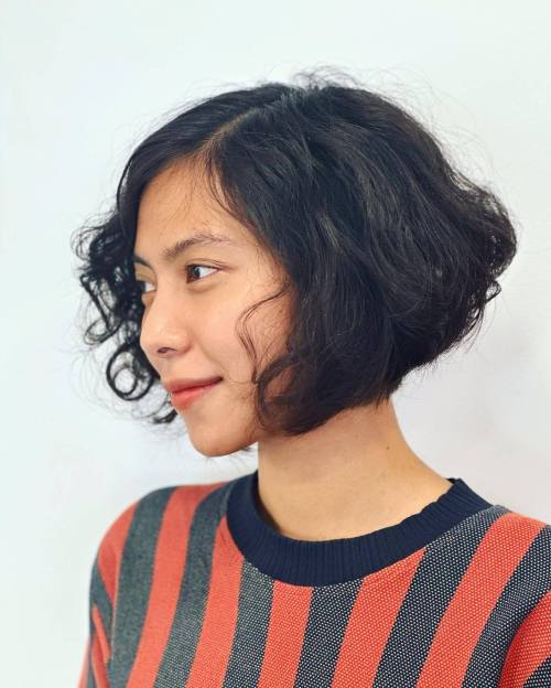 Vintage Stacked Bob for Wavy Hair