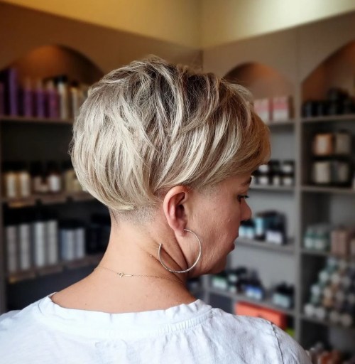 Stunning Blonde Undercut Pixie Bob Short Undercut Hairstyle with Angled Layers