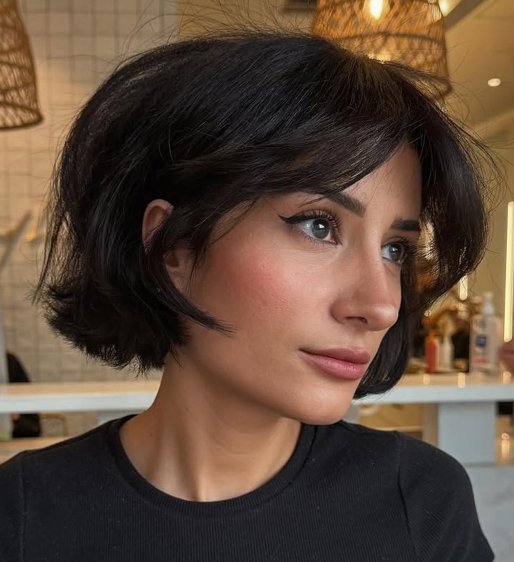 Undone Messy Bob Hairstyle