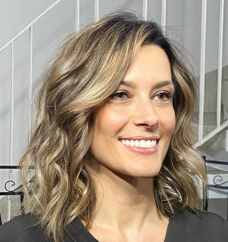 Fresh-Looking Wavy Lob