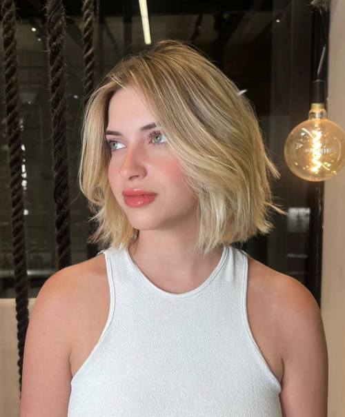 Sliced Face Framing Bob Haircut