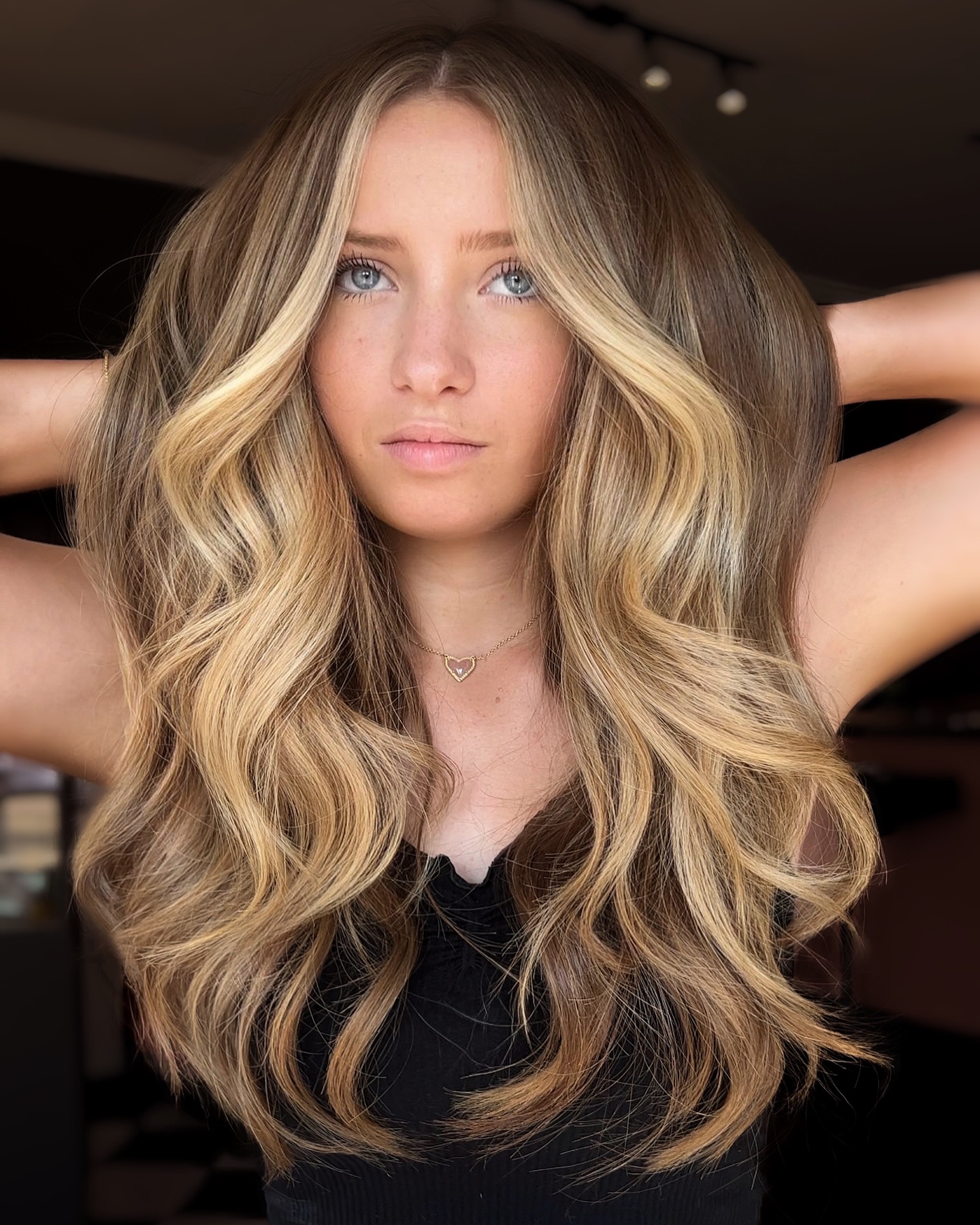 Face-Framing Colored Pieces