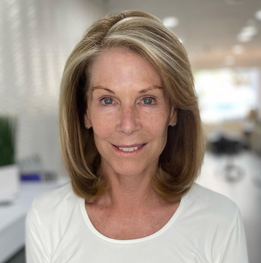 Over Medium Hairstyle for a Square Face