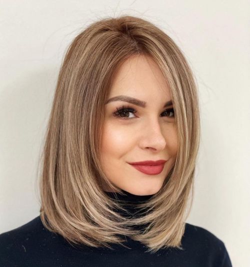 Feathered Hair Air Dried Straight