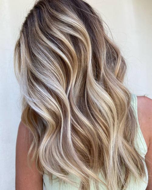Dimensional Toasted Coconut Balayage