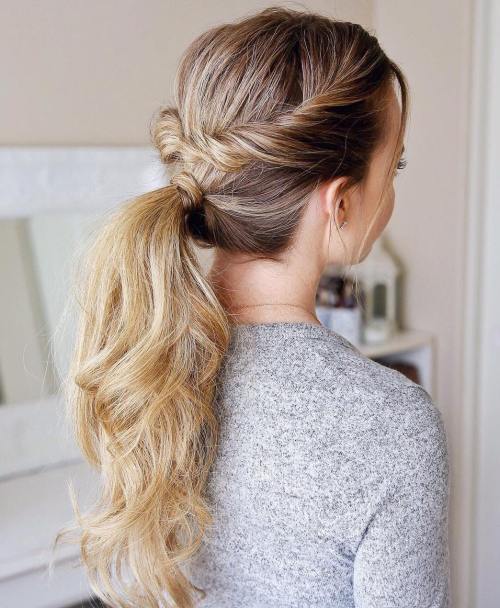 Wavy Ponytail With Twists