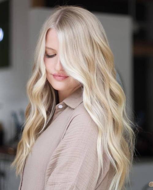 Butter Blonde Color Melt with Platinum Money Piece