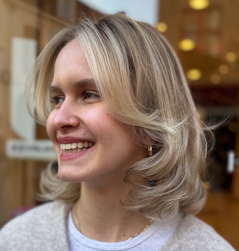 Bob with Face-Framing Waves