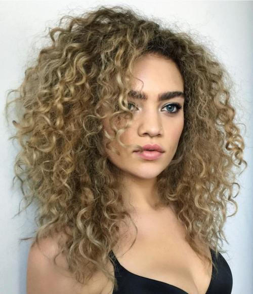 Medium Layered Curly Bronde Hairstyle
